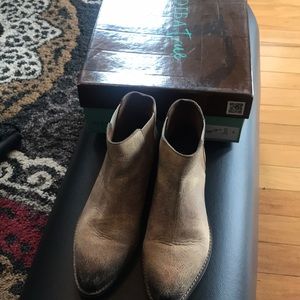 Diba Cuddle Bun Booties